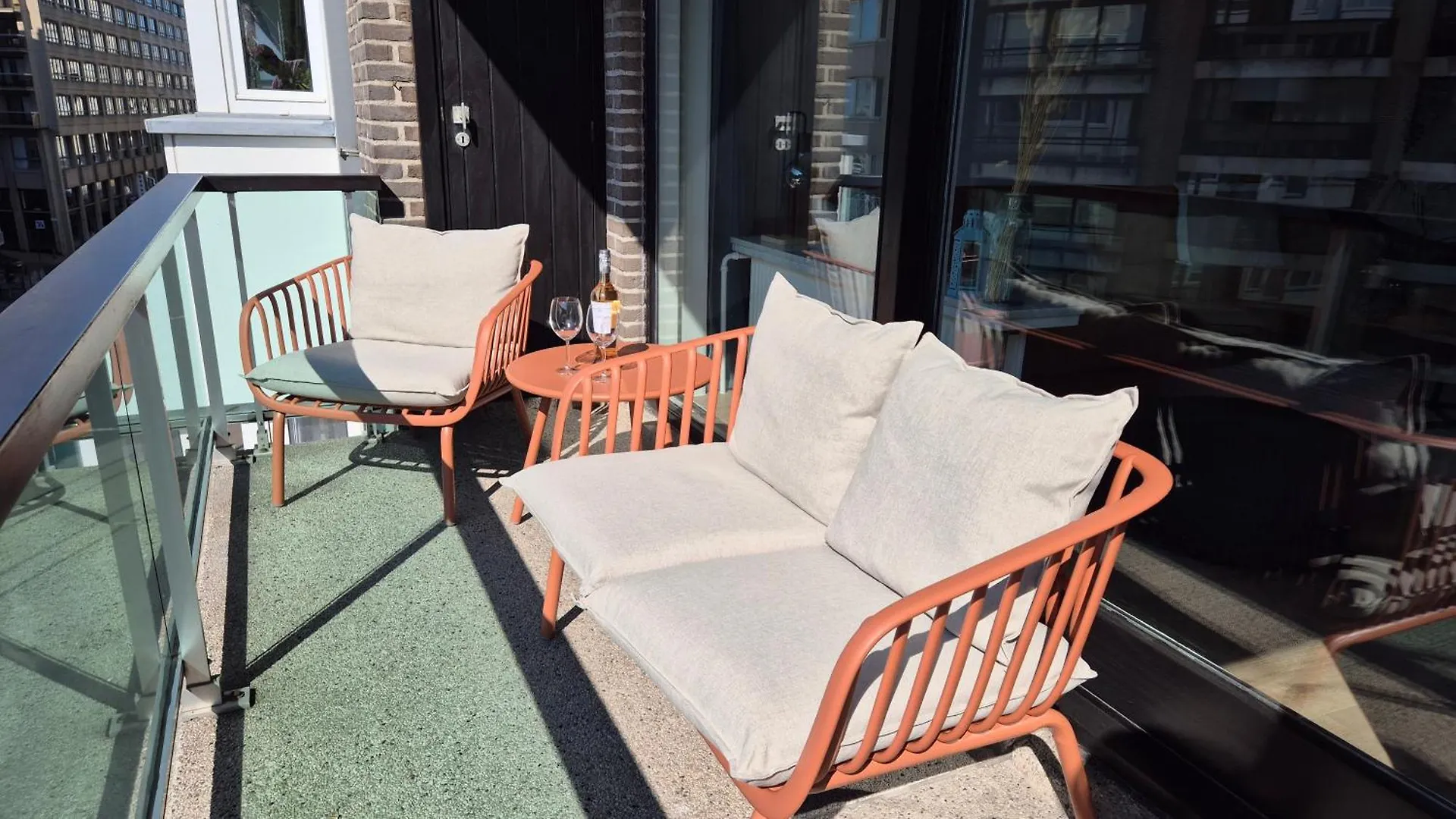 Genieten Van Oostende Aan Zee 0*, Ostend Bélgica
